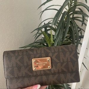 Michael Kors wallet